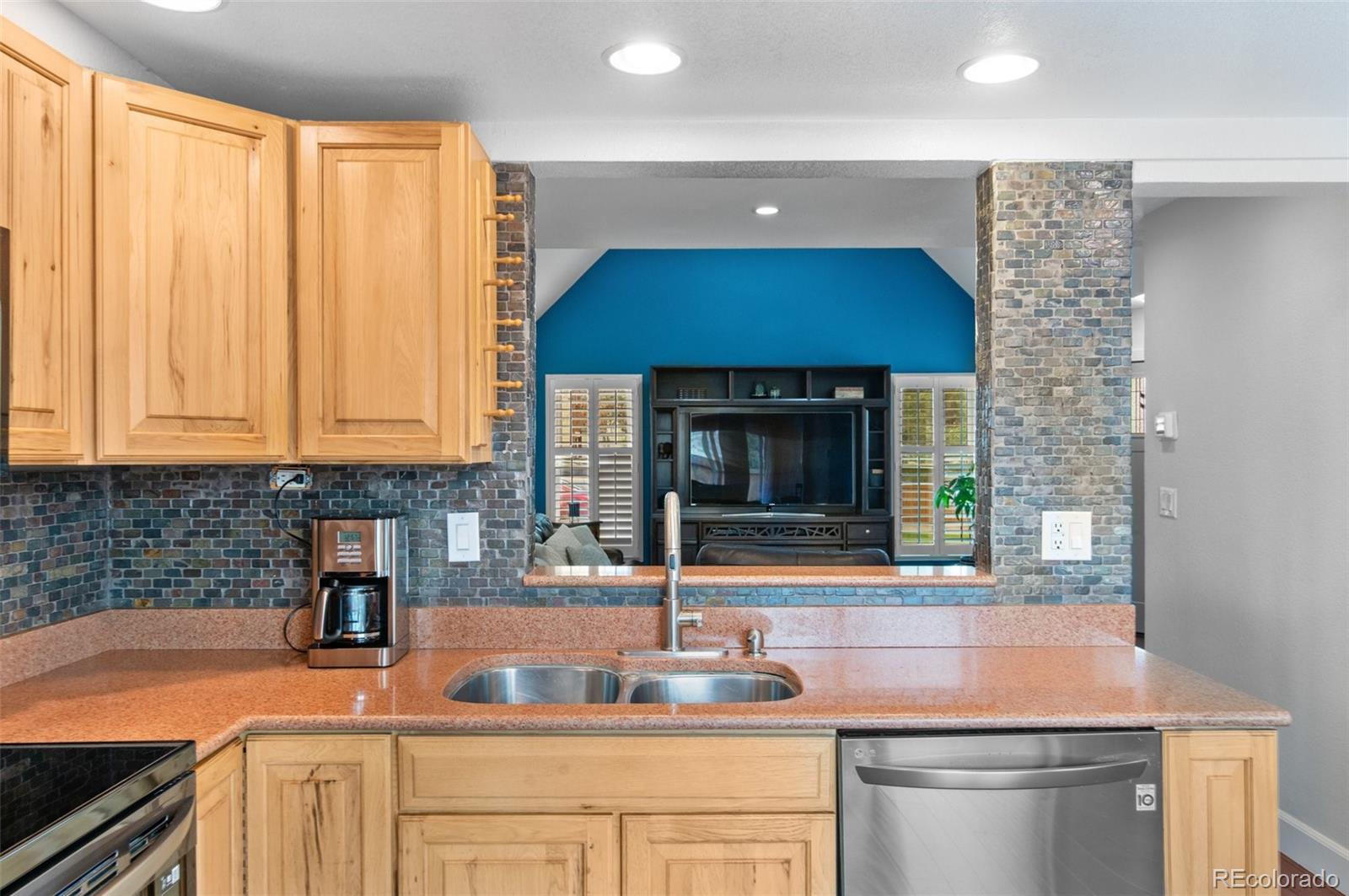 MLS Image #9 for 16841 e hialeah avenue,centennial, Colorado