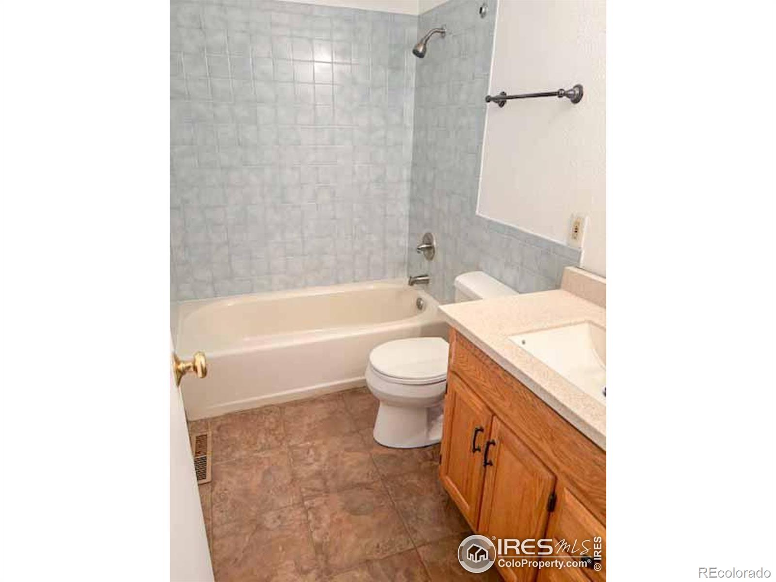 MLS Image #10 for 119  king avenue,johnstown, Colorado