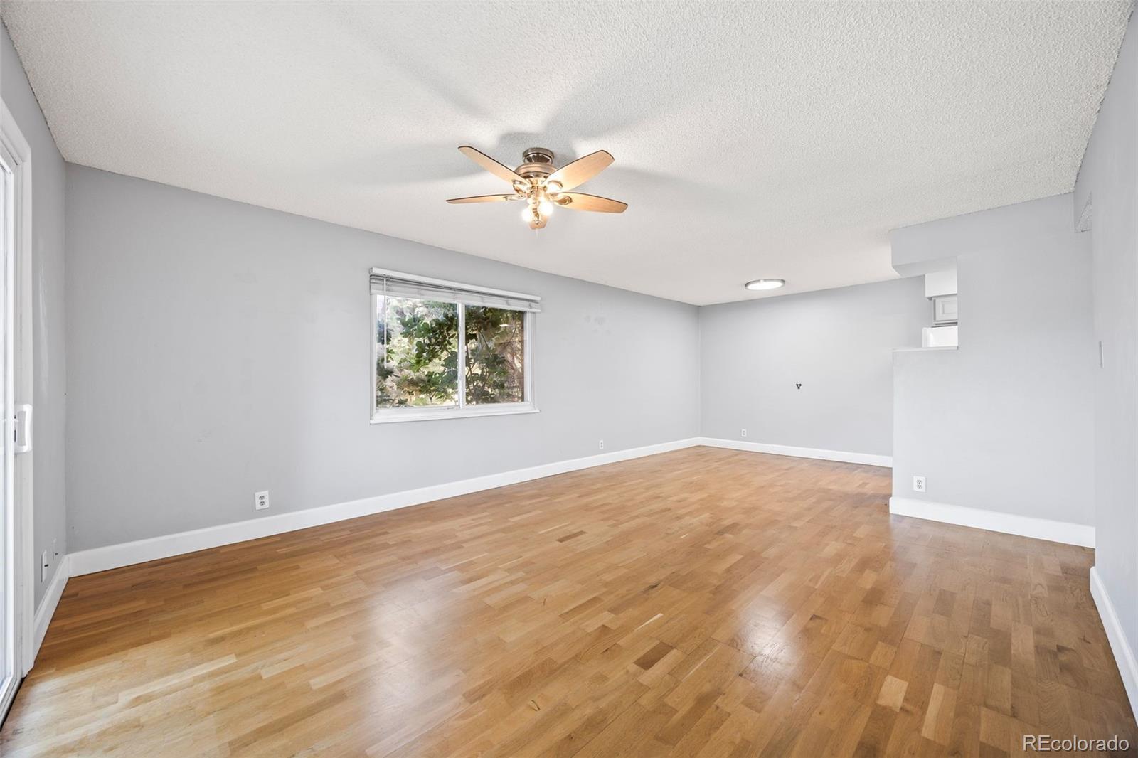 MLS Image #5 for 7495 e quincy avenue 208,denver, Colorado