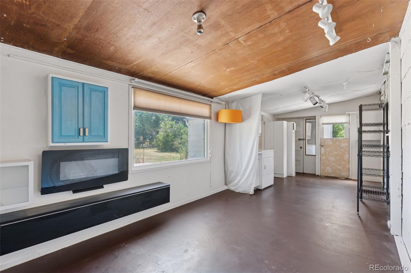 MLS Image #14 for 1832 s saint paul street,denver, Colorado