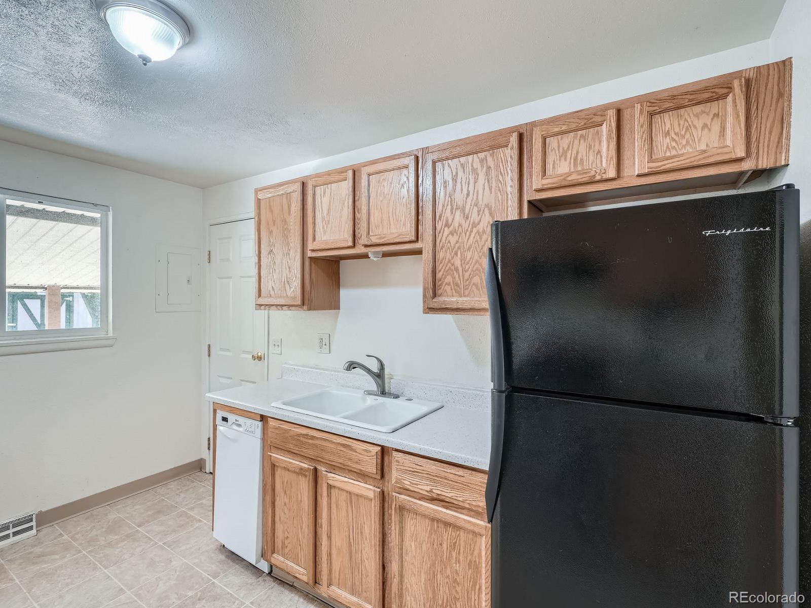 MLS Image #13 for 1455 s zephyr street,lakewood, Colorado