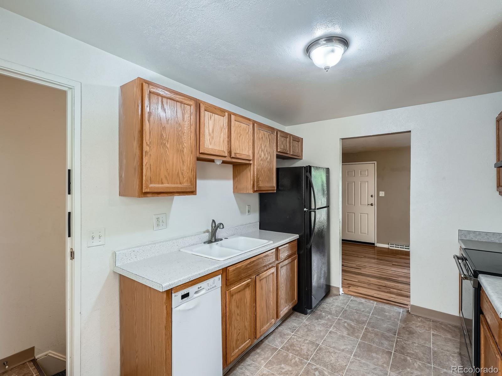 MLS Image #14 for 1455 s zephyr street,lakewood, Colorado