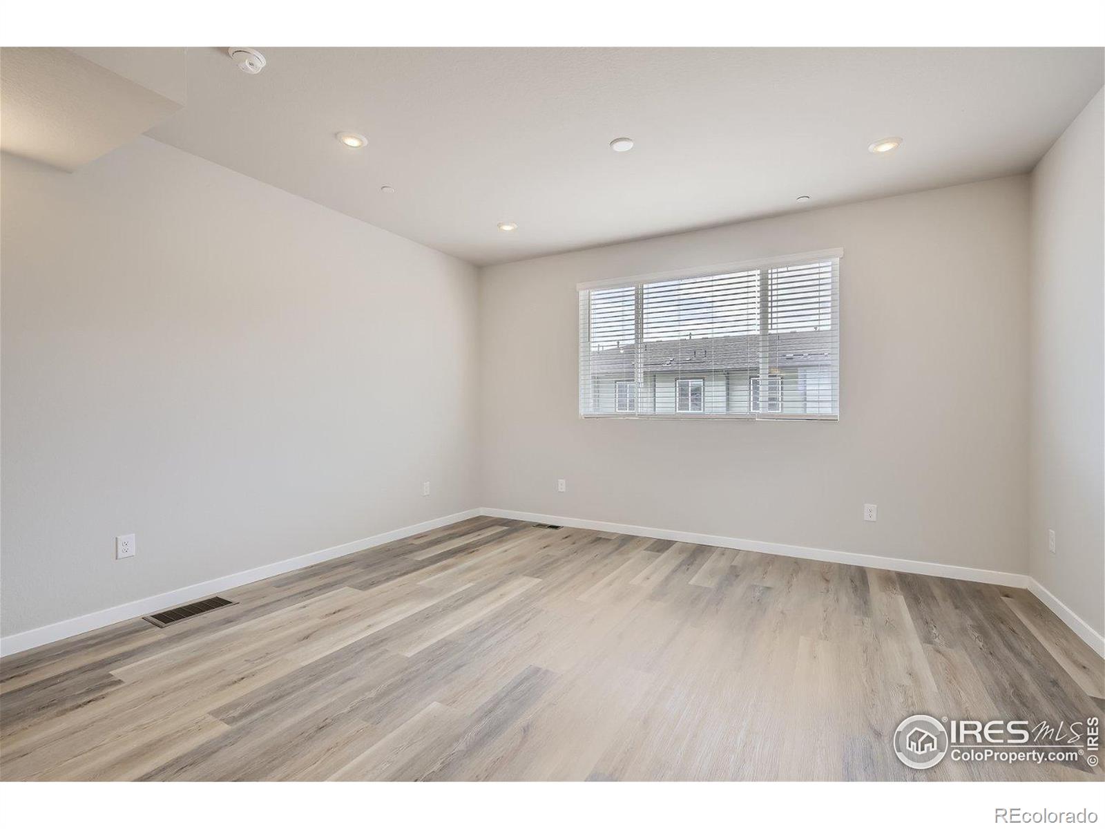 MLS Image #11 for 2285 e suniga road,fort collins, Colorado