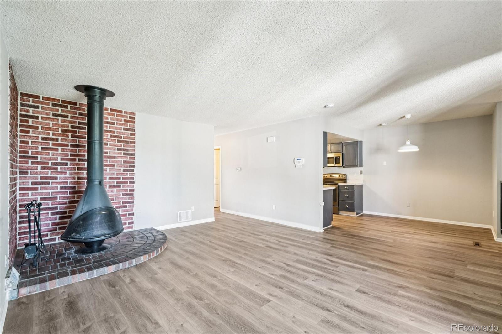 MLS Image #6 for 14590 e 13th avenue,aurora, Colorado