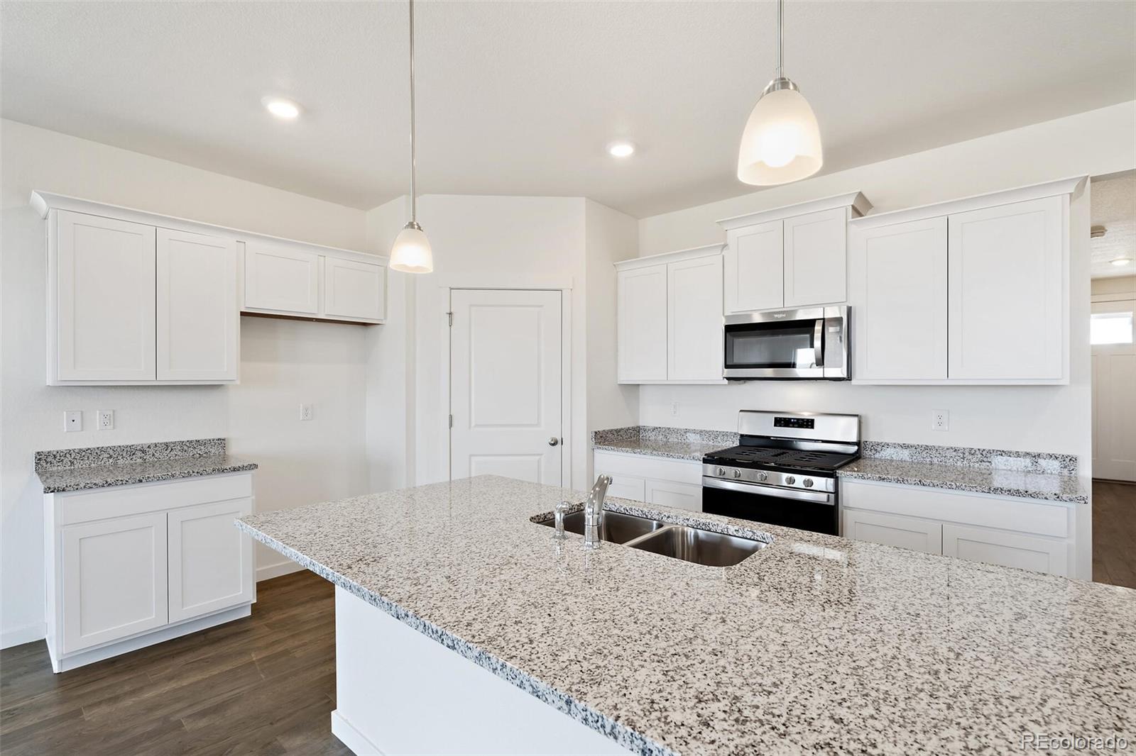 MLS Image #10 for 4808  lynxes way,johnstown, Colorado