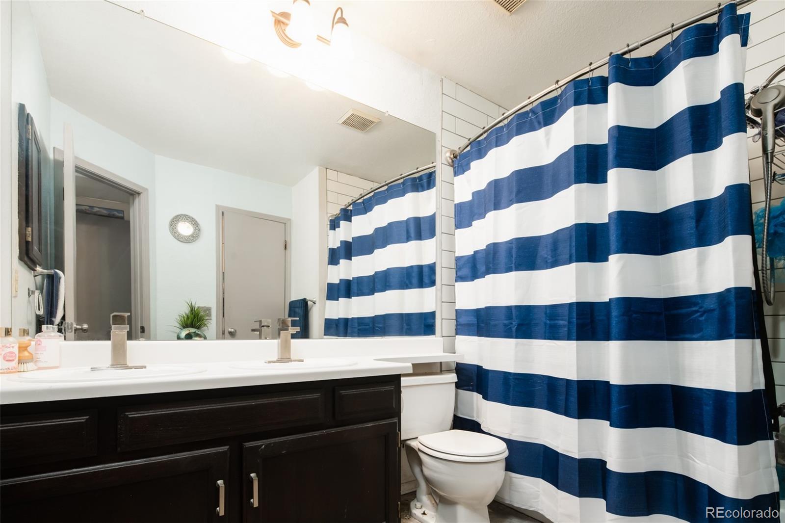 MLS Image #9 for 1811 s quebec way,denver, Colorado