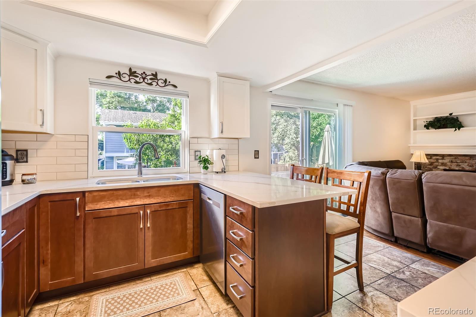 MLS Image #8 for 8156  carr circle,arvada, Colorado