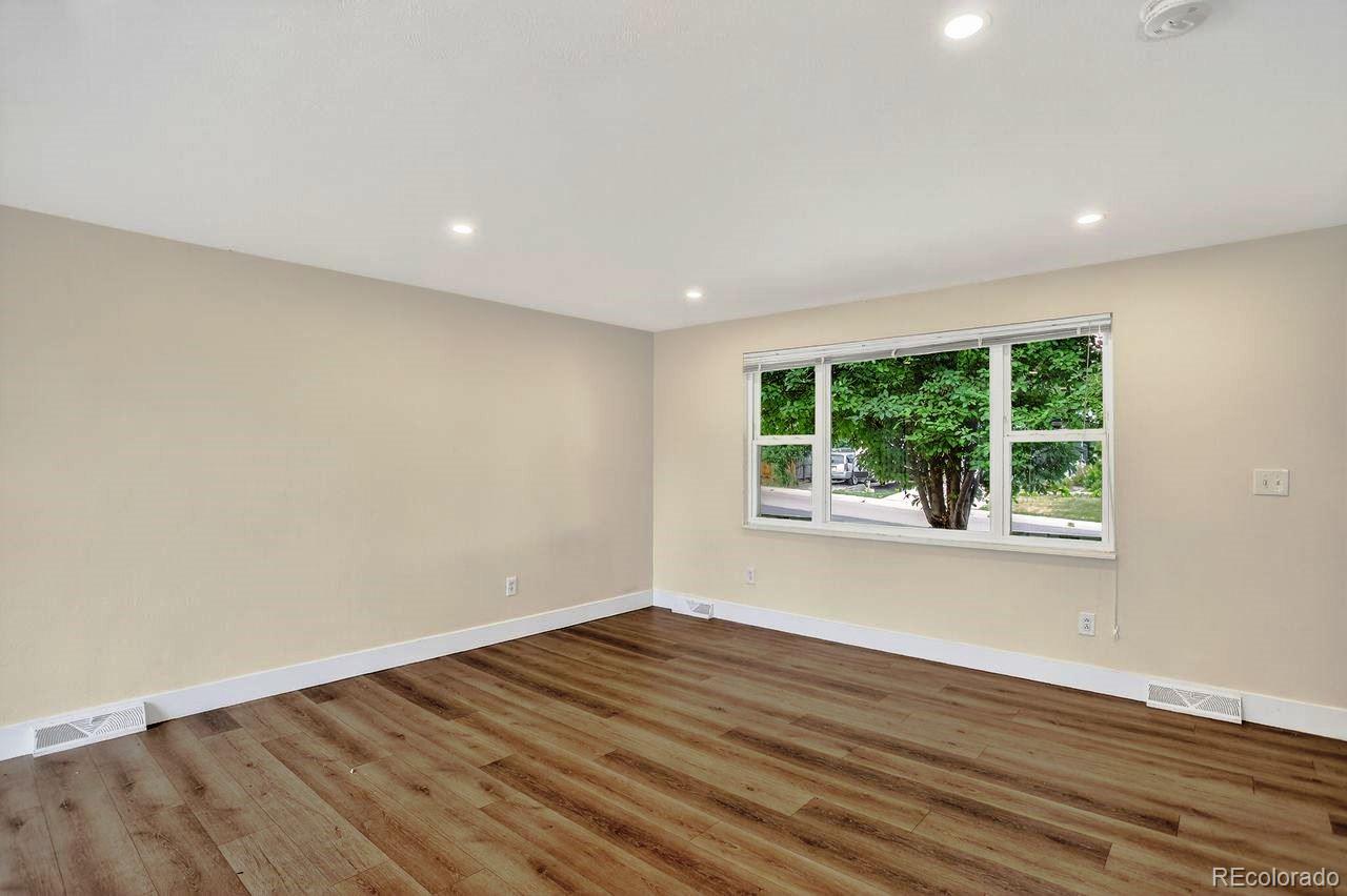 MLS Image #13 for 6640 s dexter street,centennial, Colorado