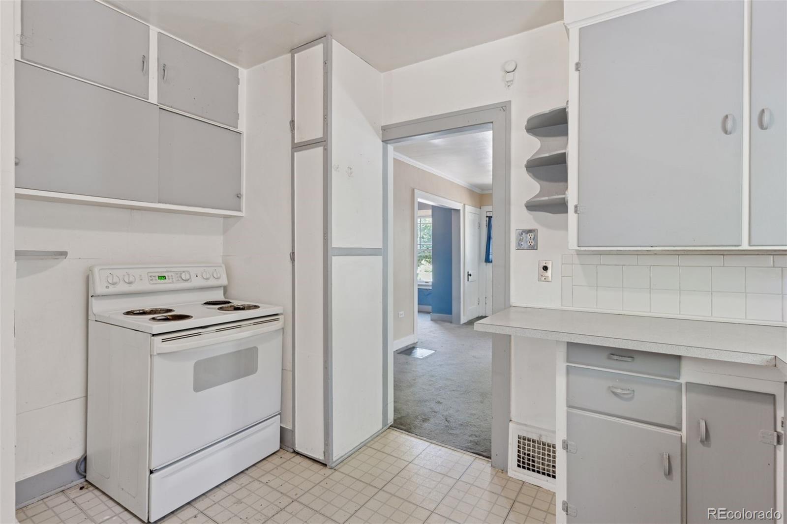 MLS Image #10 for 712  locust street,denver, Colorado