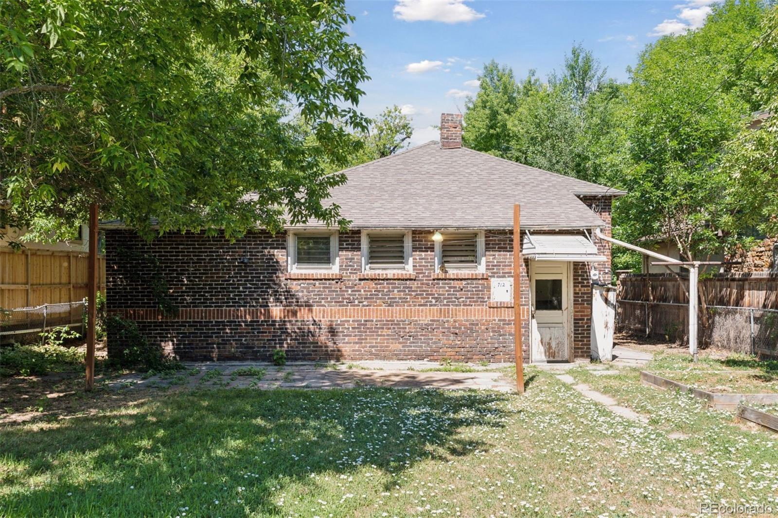 MLS Image #22 for 712  locust street,denver, Colorado
