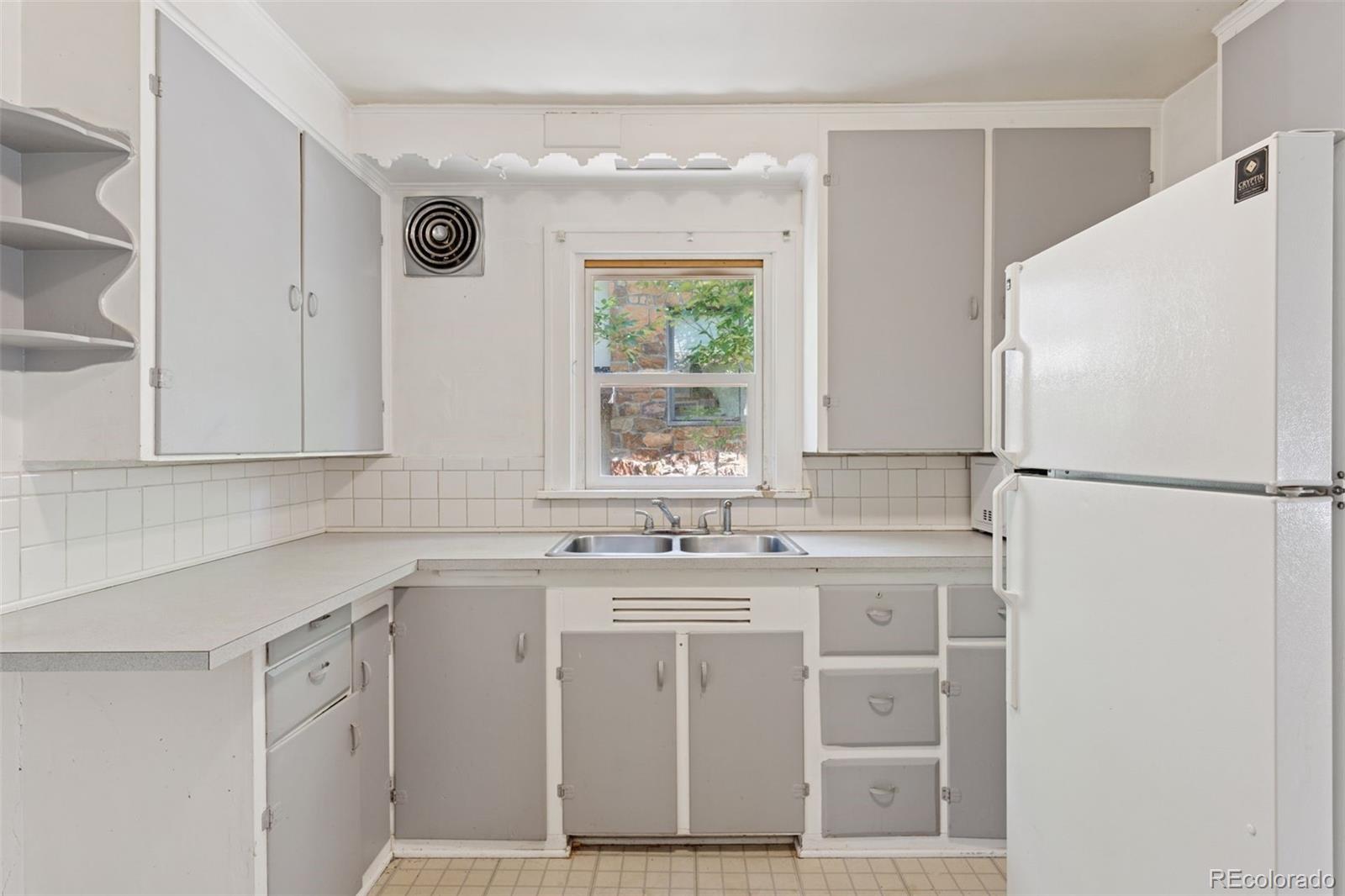 MLS Image #9 for 712  locust street,denver, Colorado