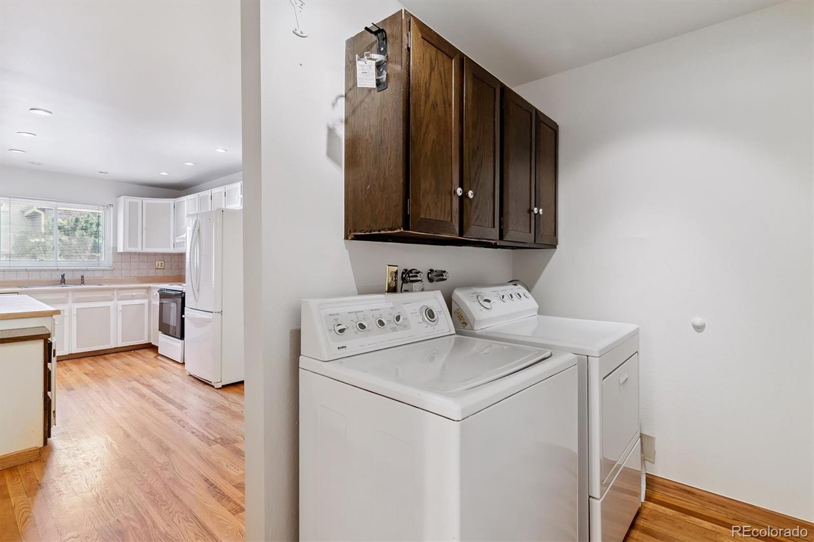 MLS Image #11 for 6977 e girard avenue,denver, Colorado