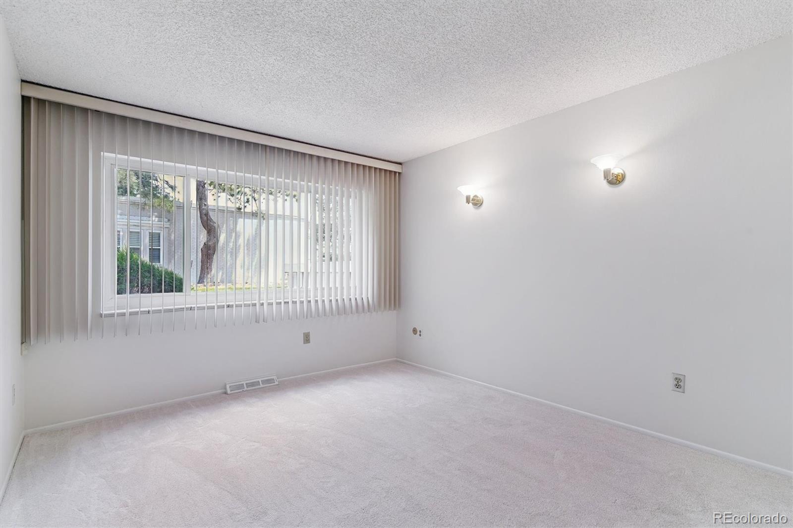 MLS Image #16 for 6977 e girard avenue,denver, Colorado