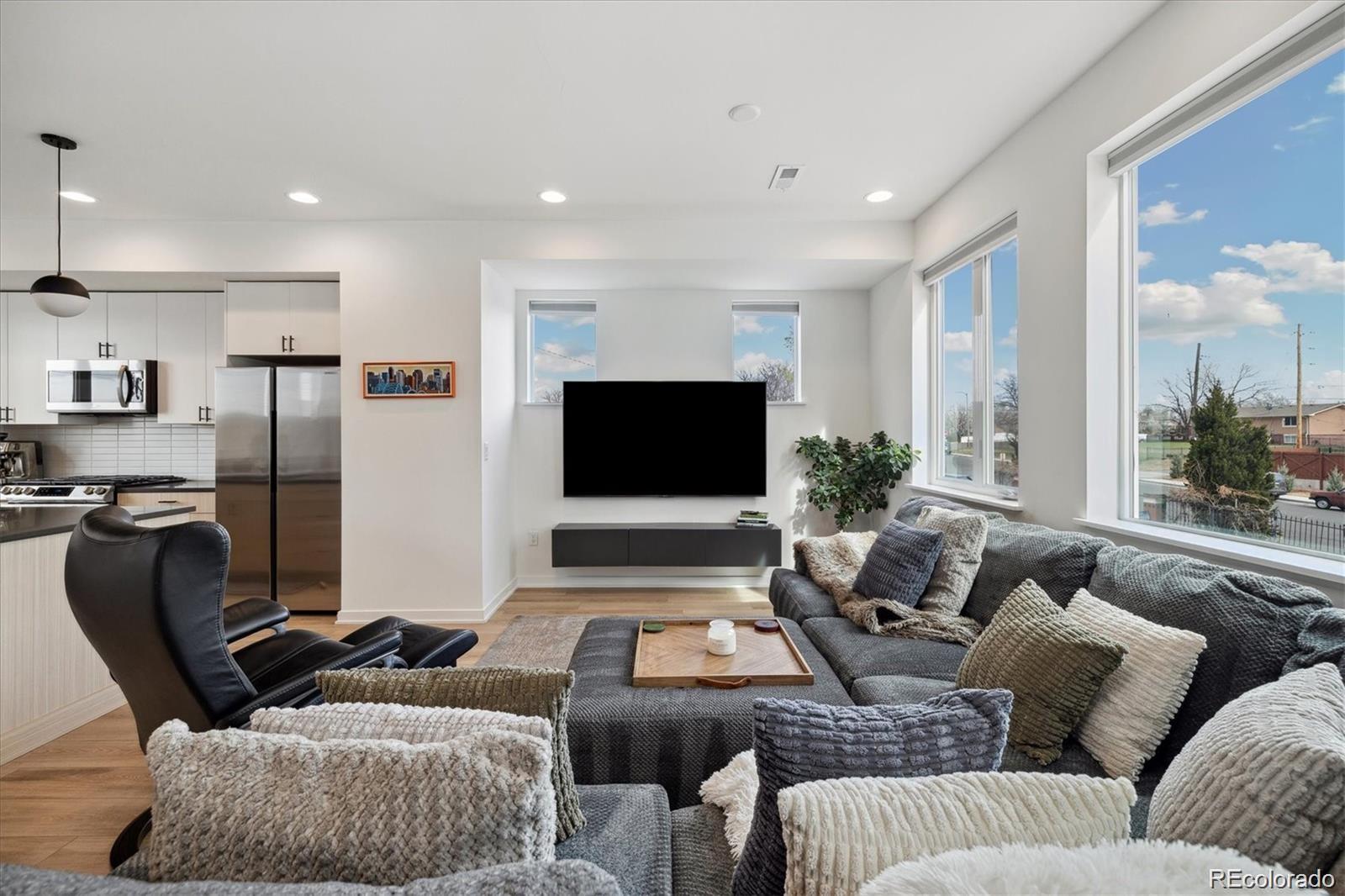 MLS Image #2 for 3101 w 47th avenue,denver, Colorado