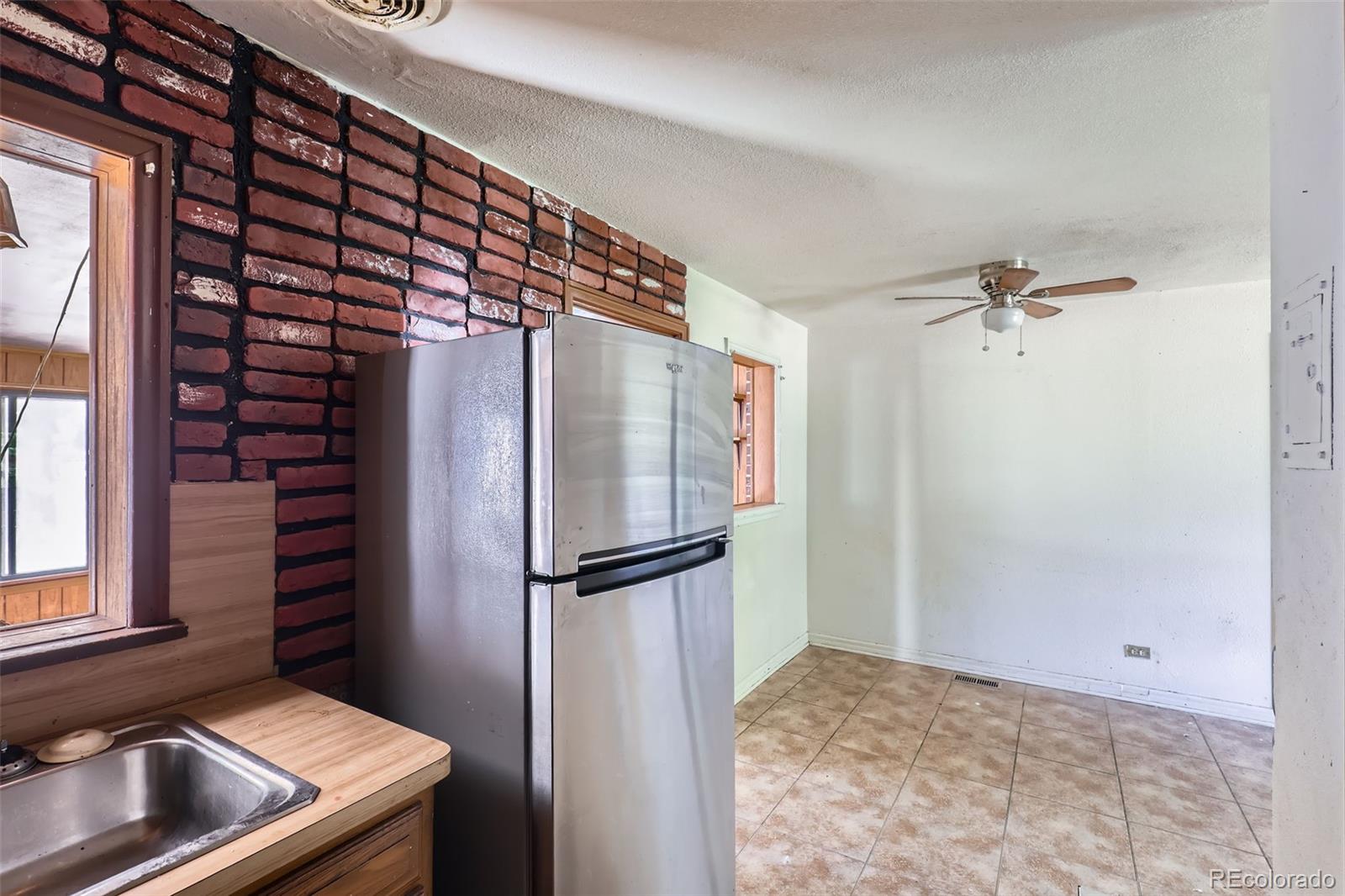 MLS Image #11 for 2640  oneida street,denver, Colorado