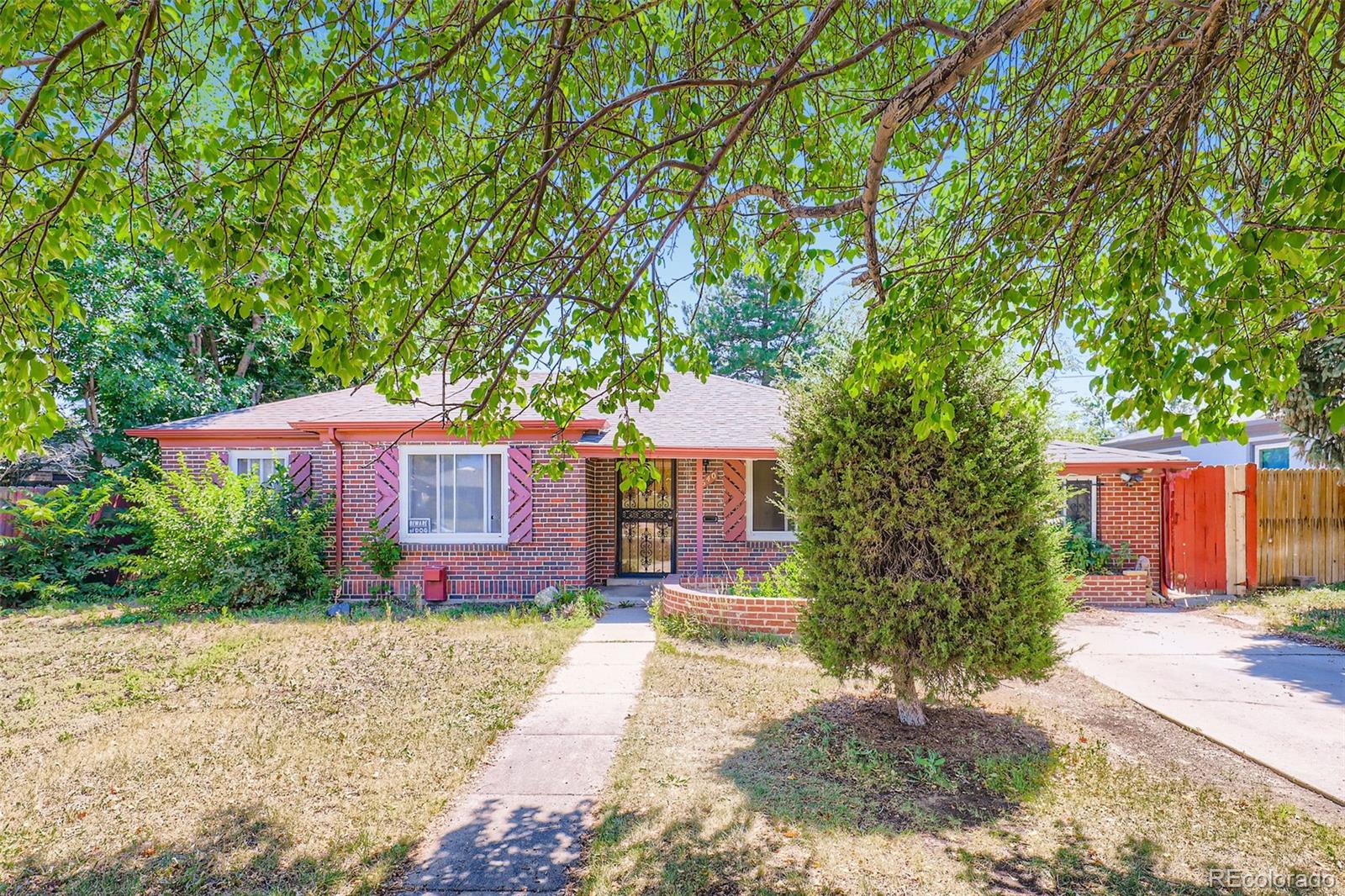 MLS Image #2 for 2640  oneida street,denver, Colorado