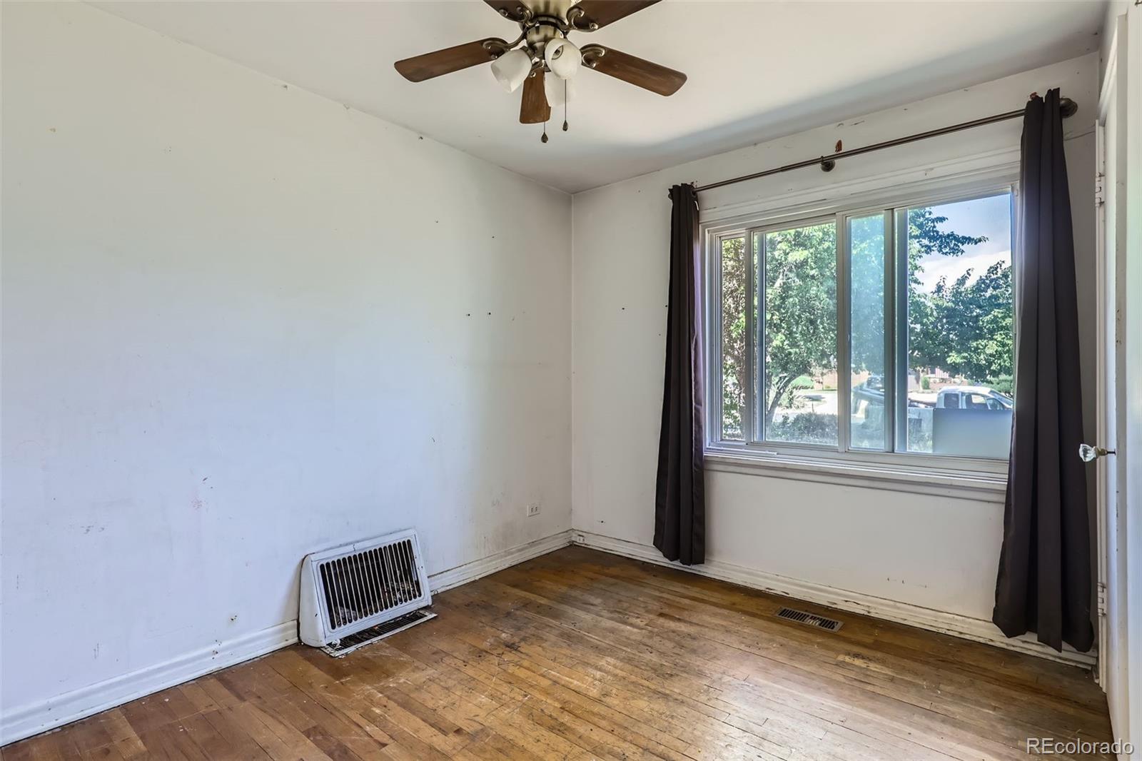 MLS Image #22 for 2640  oneida street,denver, Colorado