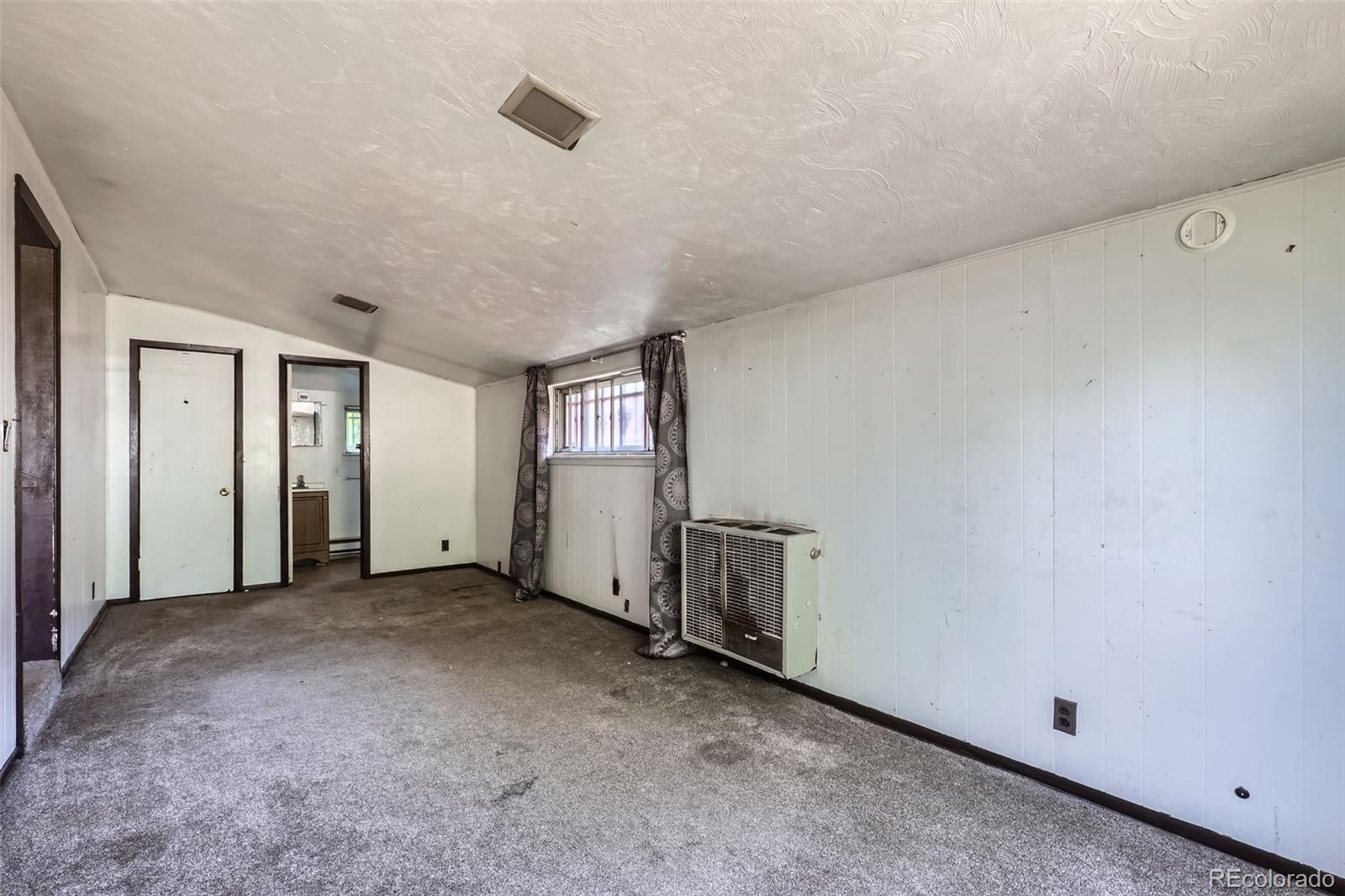 MLS Image #23 for 2640  oneida street,denver, Colorado