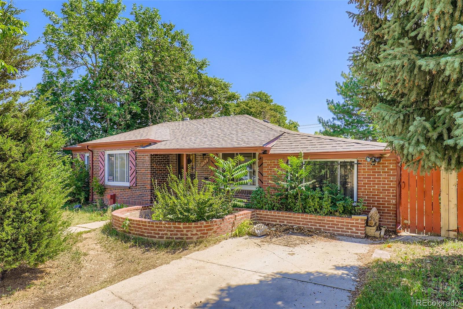 MLS Image #3 for 2640  oneida street,denver, Colorado