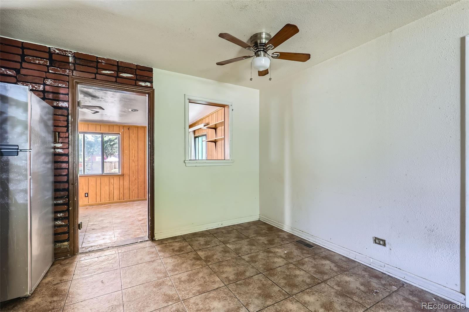 MLS Image #8 for 2640  oneida street,denver, Colorado