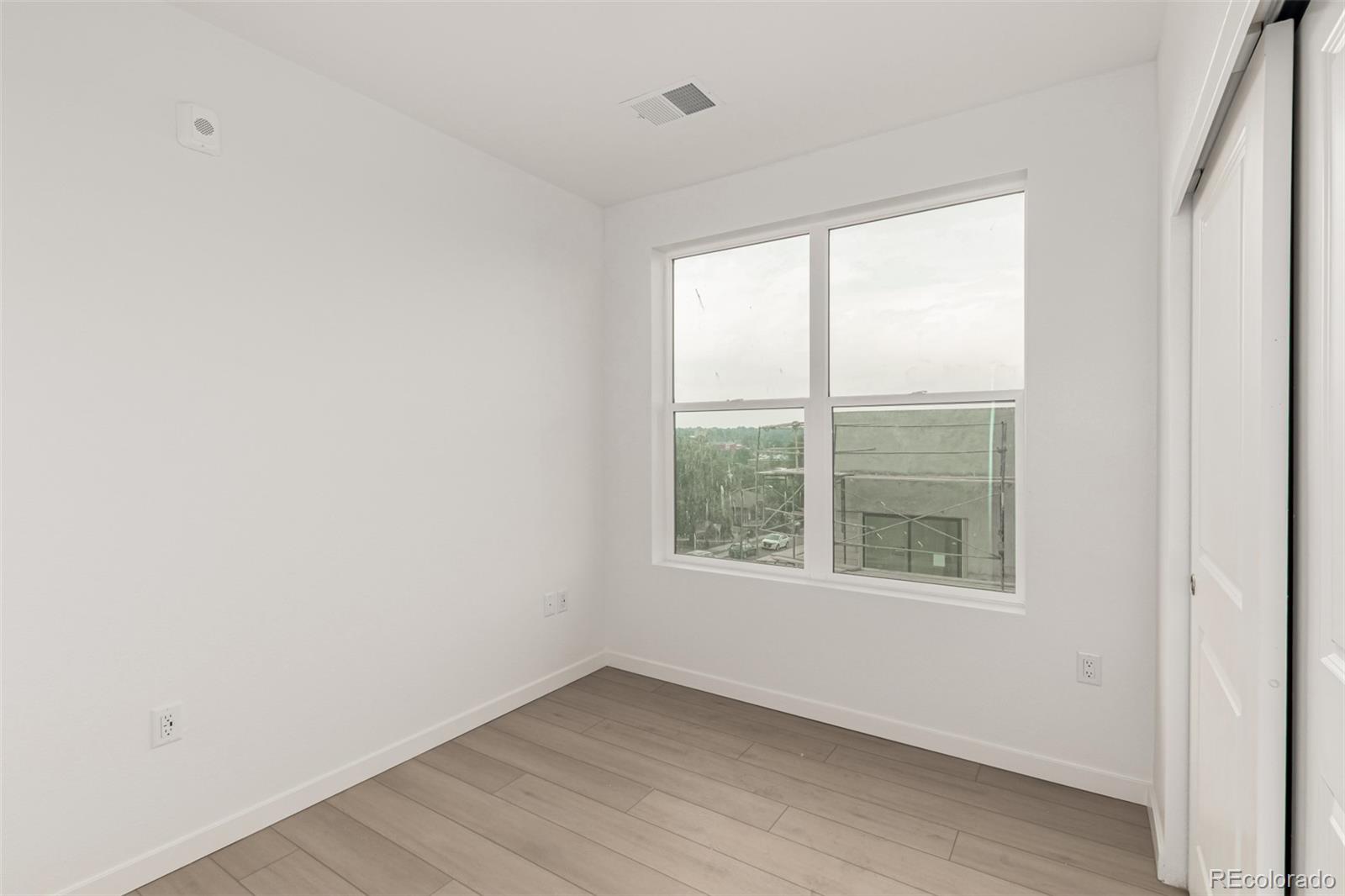 MLS Image #8 for 1680 n sheridan boulevard 102,denver, Colorado