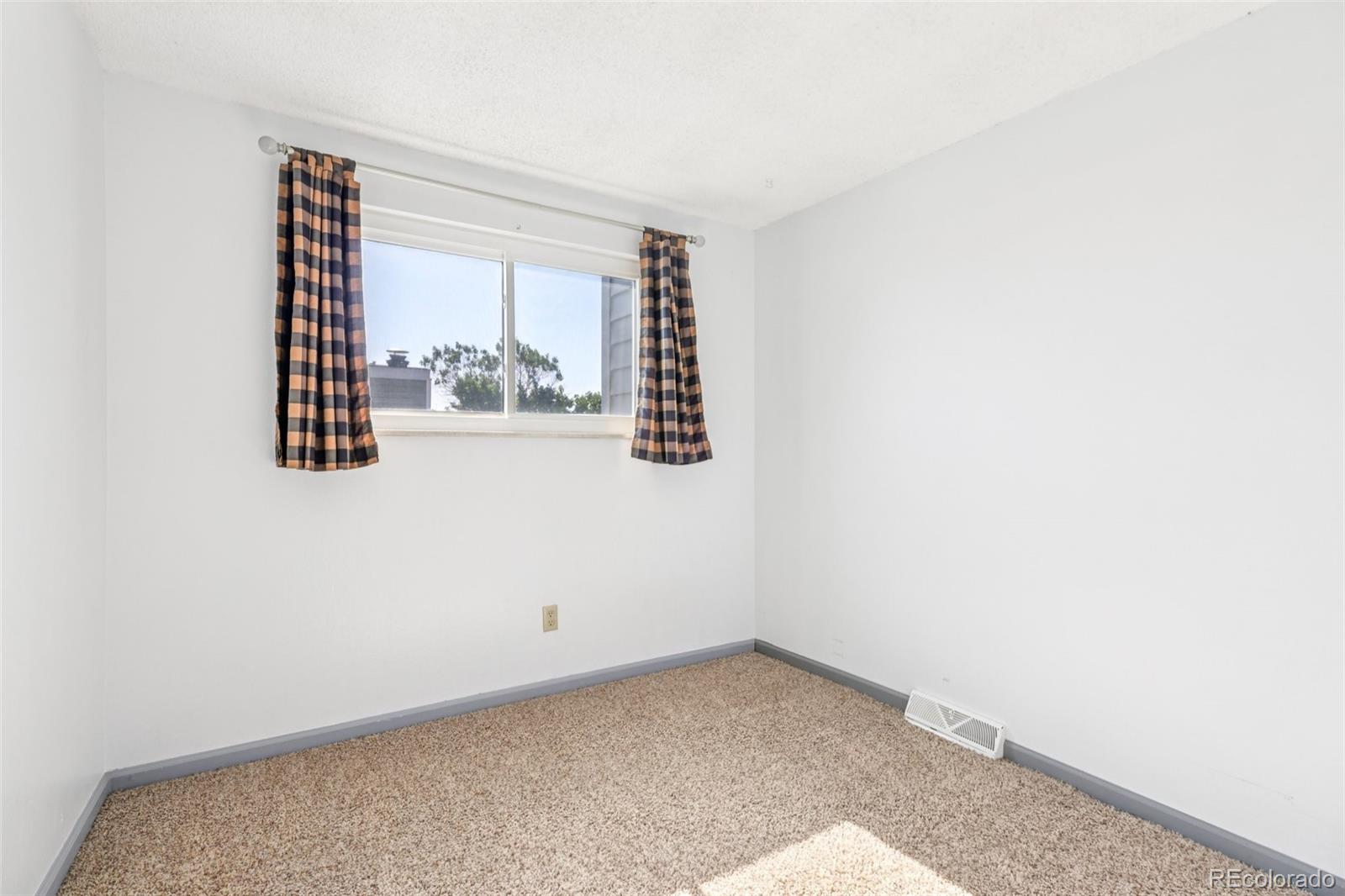 MLS Image #14 for 108  olympus circle,lone tree, Colorado