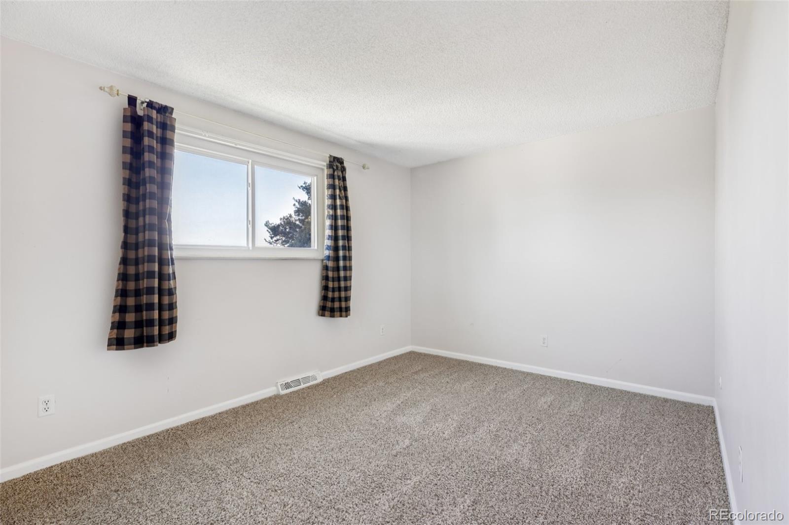 MLS Image #15 for 108  olympus circle,lone tree, Colorado