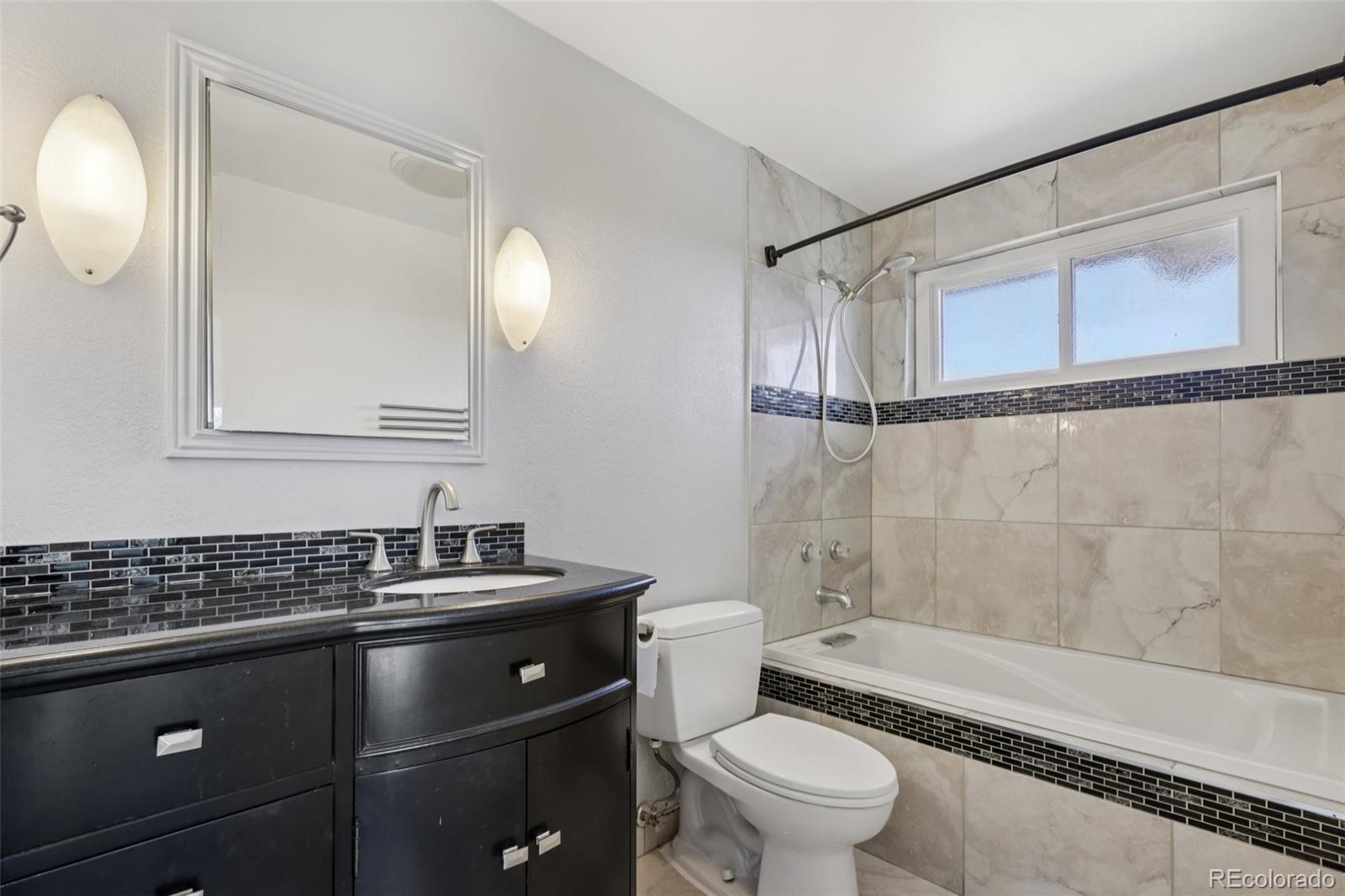 MLS Image #17 for 108  olympus circle,lone tree, Colorado