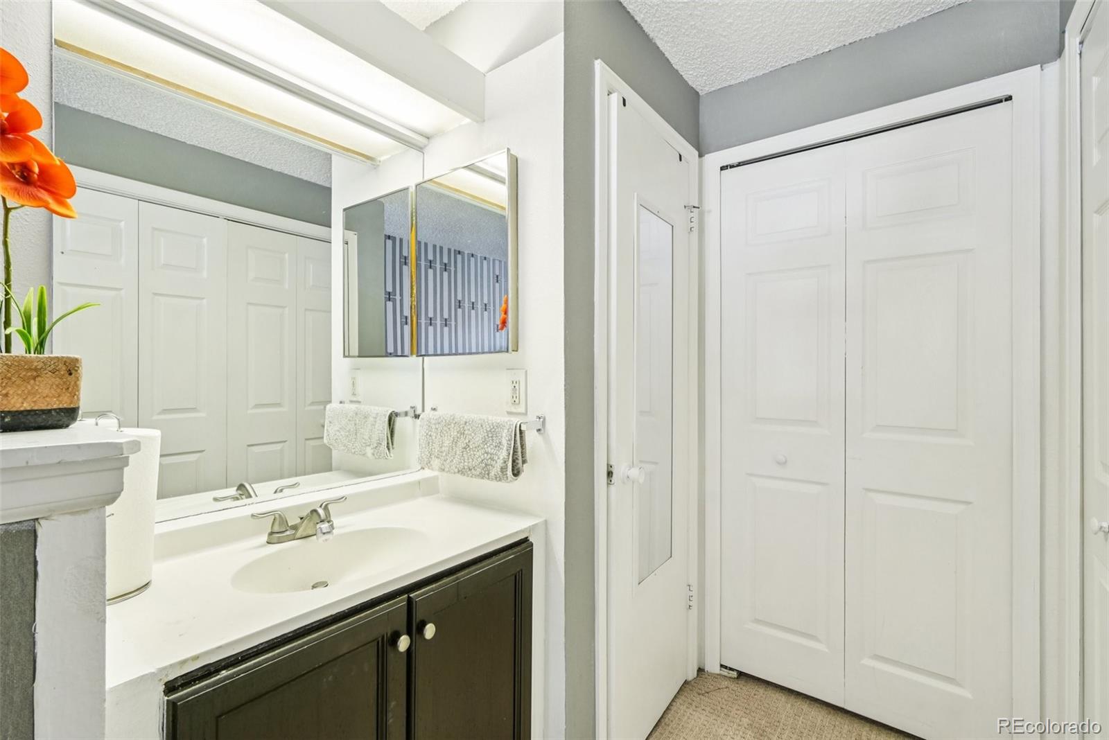 MLS Image #10 for 11941  bellaire street b,thornton, Colorado