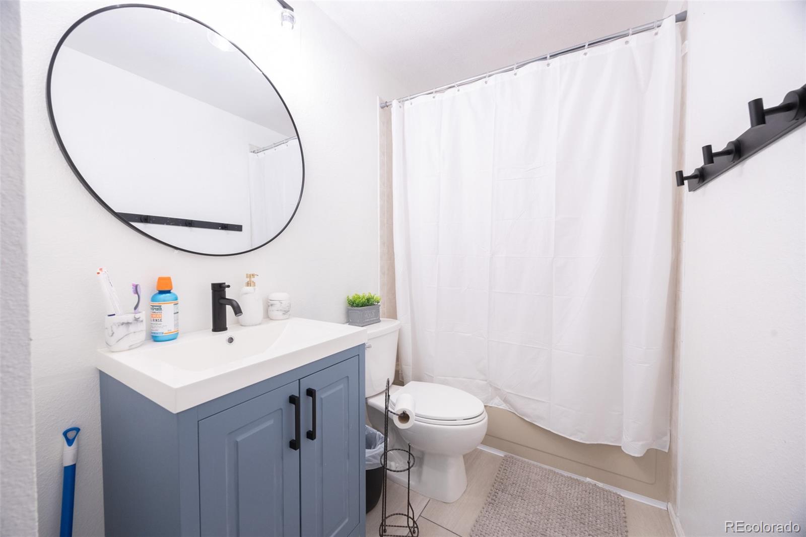 MLS Image #3 for 1233 s flower circle,lakewood, Colorado