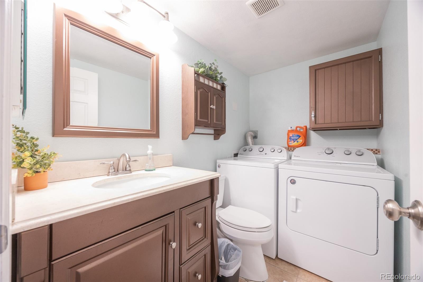 MLS Image #9 for 1233 s flower circle,lakewood, Colorado