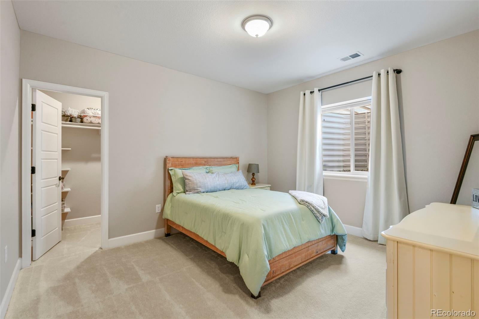 MLS Image #27 for 7000 s white crow way,aurora, Colorado