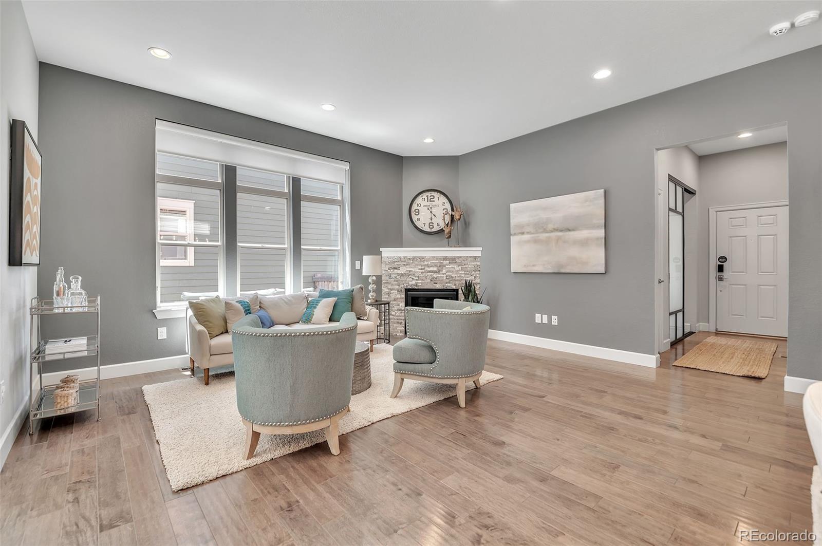 MLS Image #3 for 2572  fulton street,aurora, Colorado