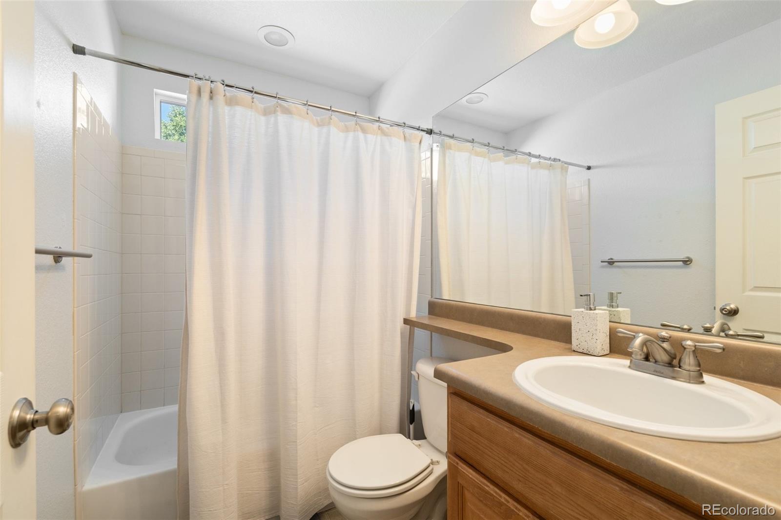 MLS Image #13 for 7452  falconer view,colorado springs, Colorado