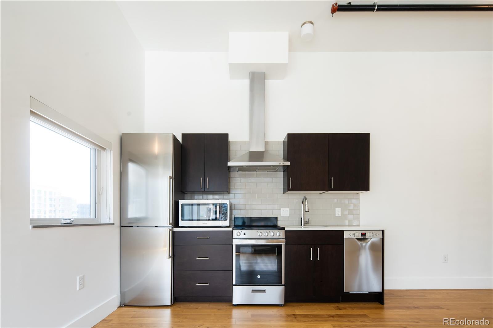 MLS Image #7 for 135 n adams street,denver, Colorado