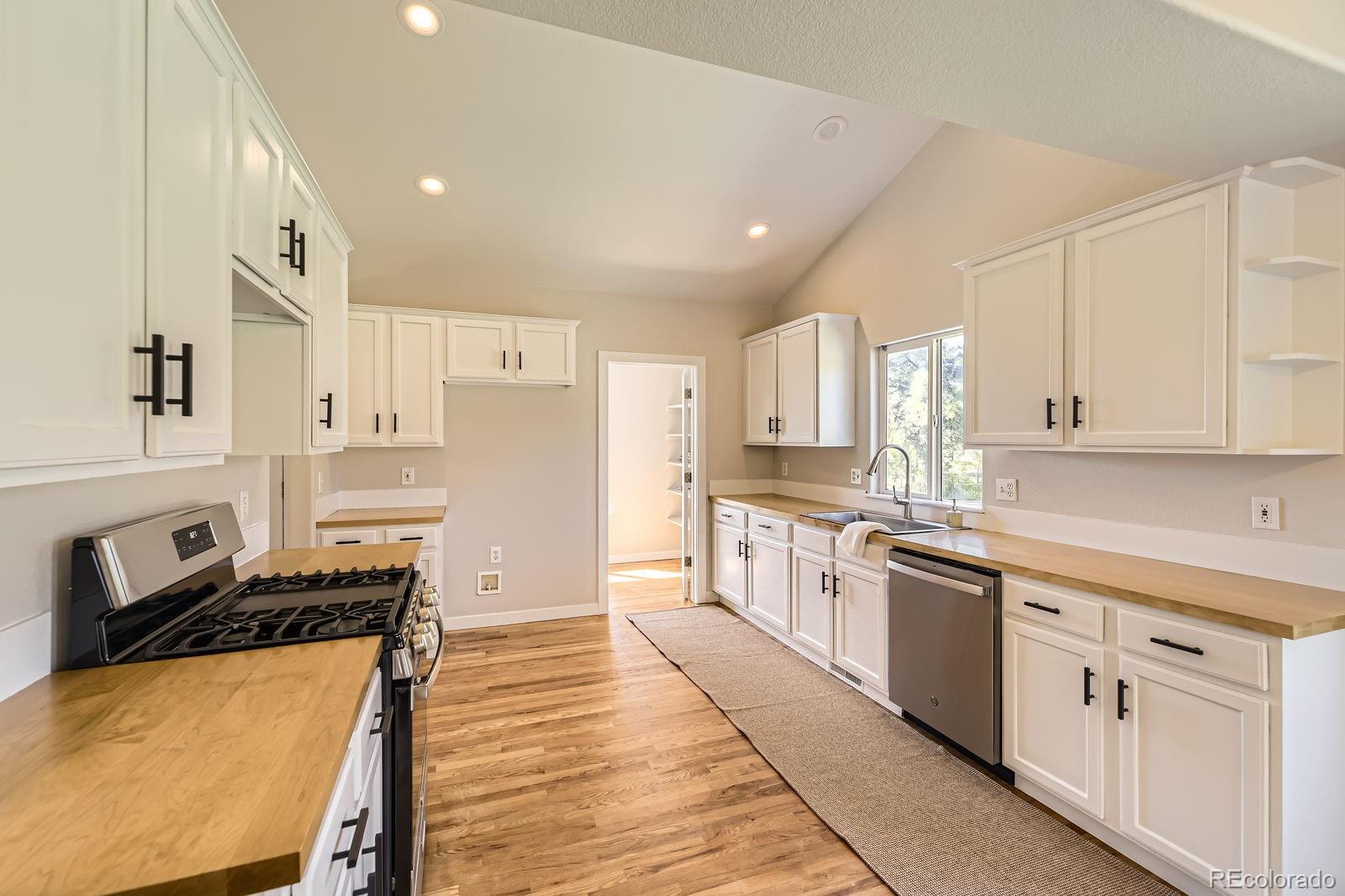 MLS Image #4 for 27627 e broadview drive,kiowa, Colorado