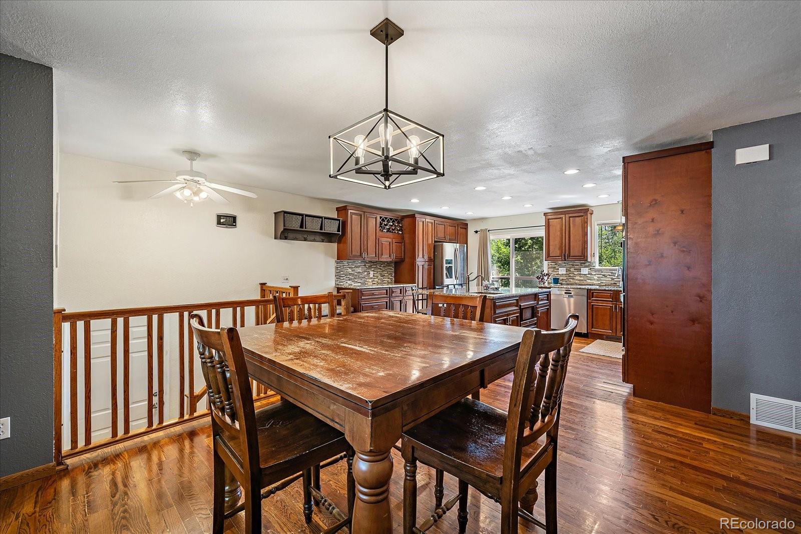 MLS Image #11 for 10714  birch court,thornton, Colorado