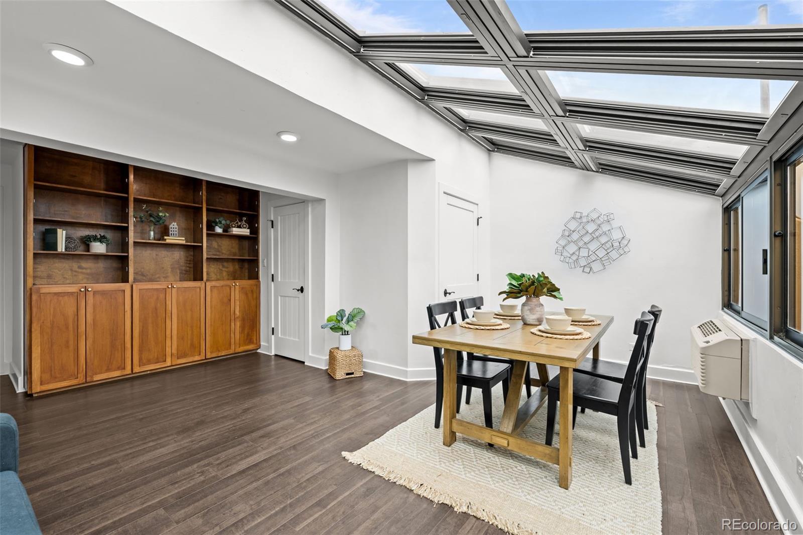 MLS Image #6 for 1313 n williams street,denver, Colorado