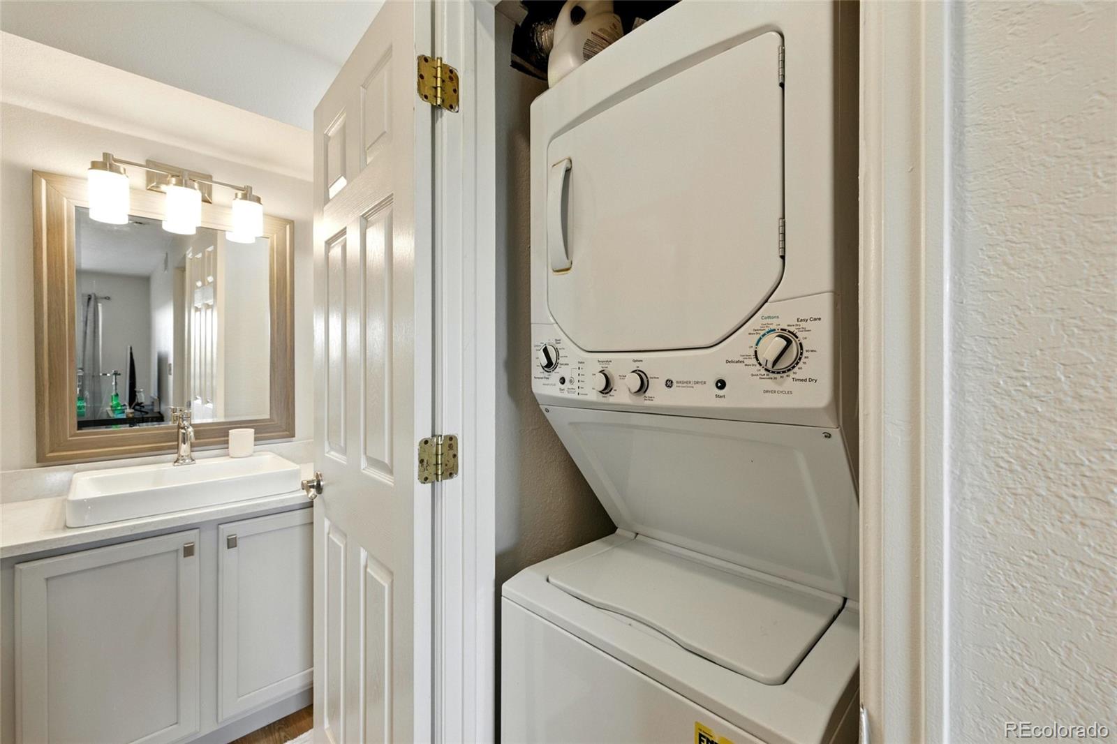 MLS Image #11 for 9170 e arbor  f,englewood, Colorado
