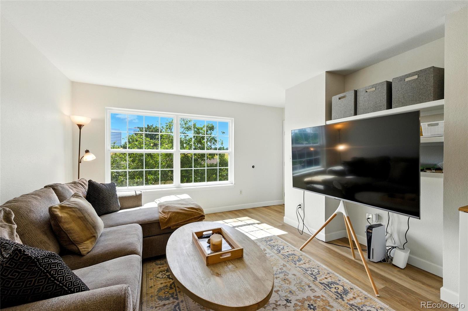 MLS Image #5 for 9170 e arbor  f,englewood, Colorado