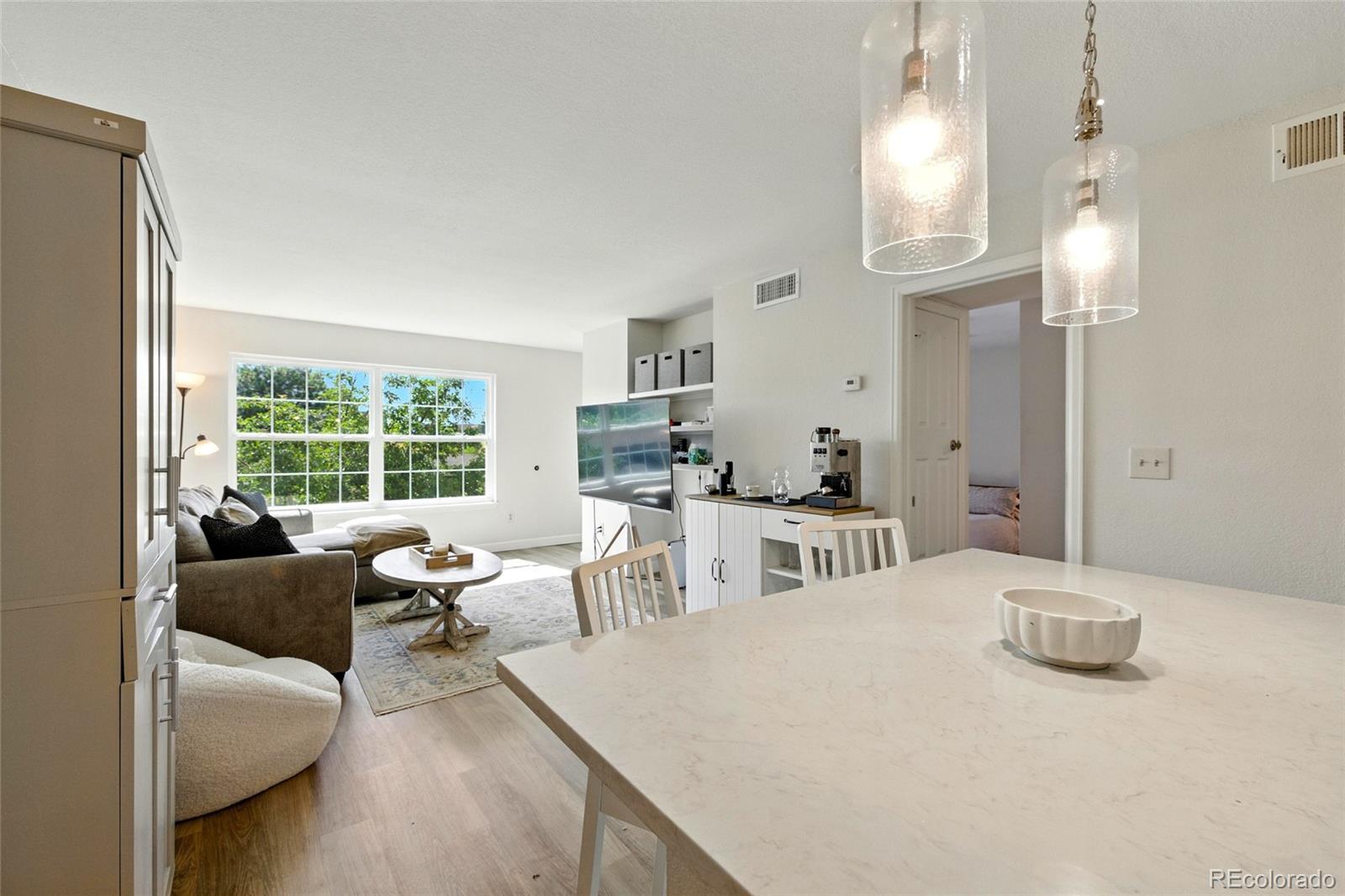 MLS Image #6 for 9170 e arbor  f,englewood, Colorado