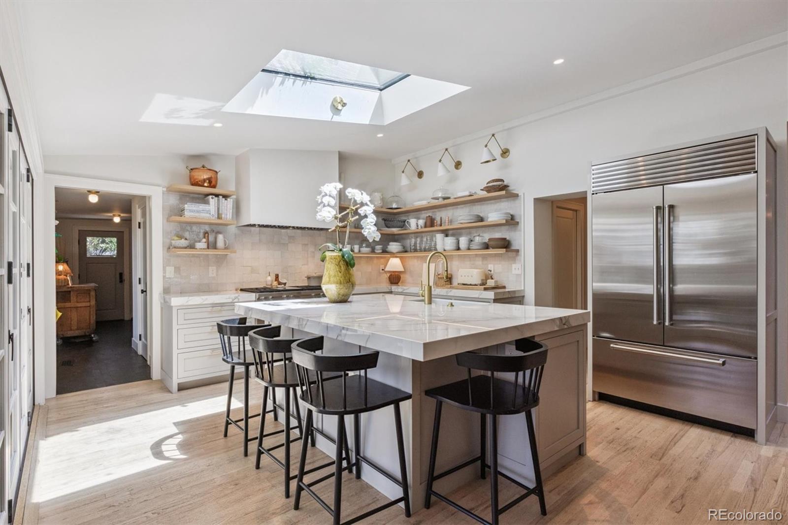 MLS Image #12 for 435  ivanhoe street,denver, Colorado