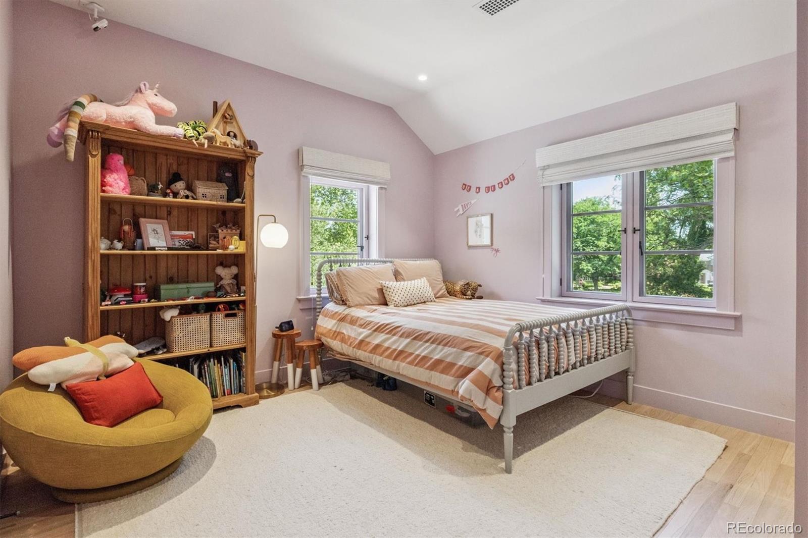 MLS Image #25 for 435  ivanhoe street,denver, Colorado