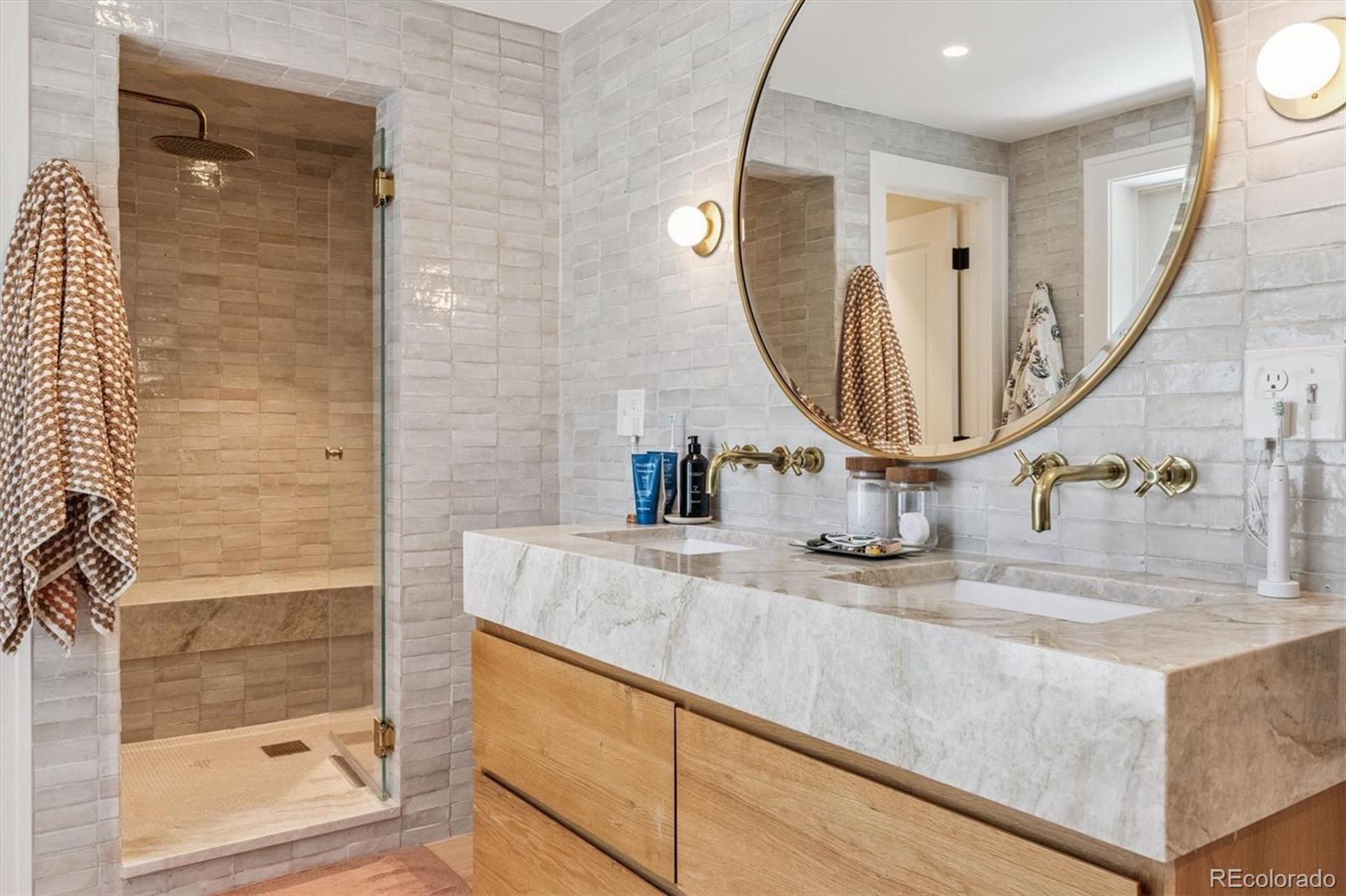 MLS Image #31 for 435  ivanhoe street,denver, Colorado