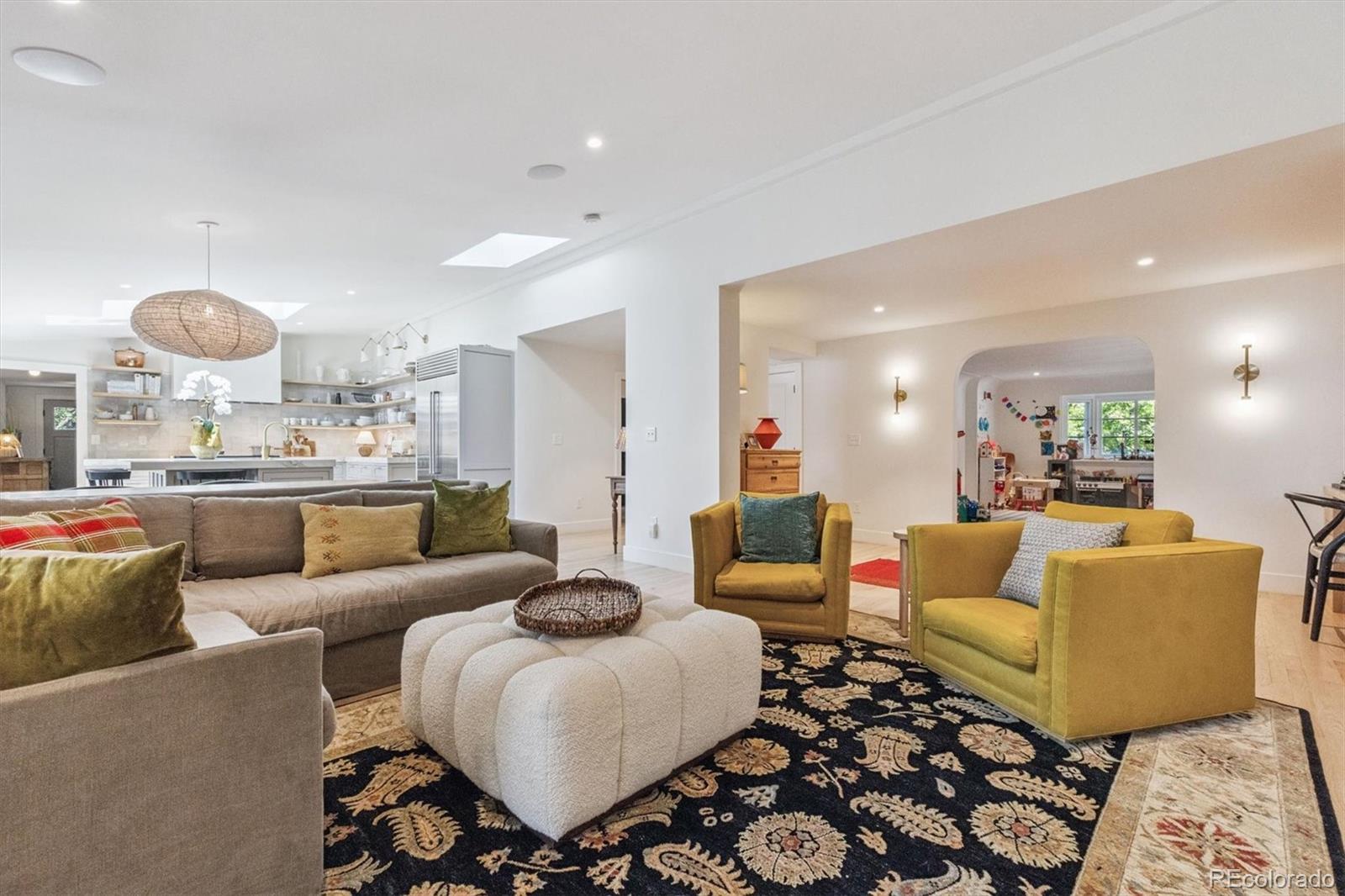 MLS Image #5 for 435  ivanhoe street,denver, Colorado