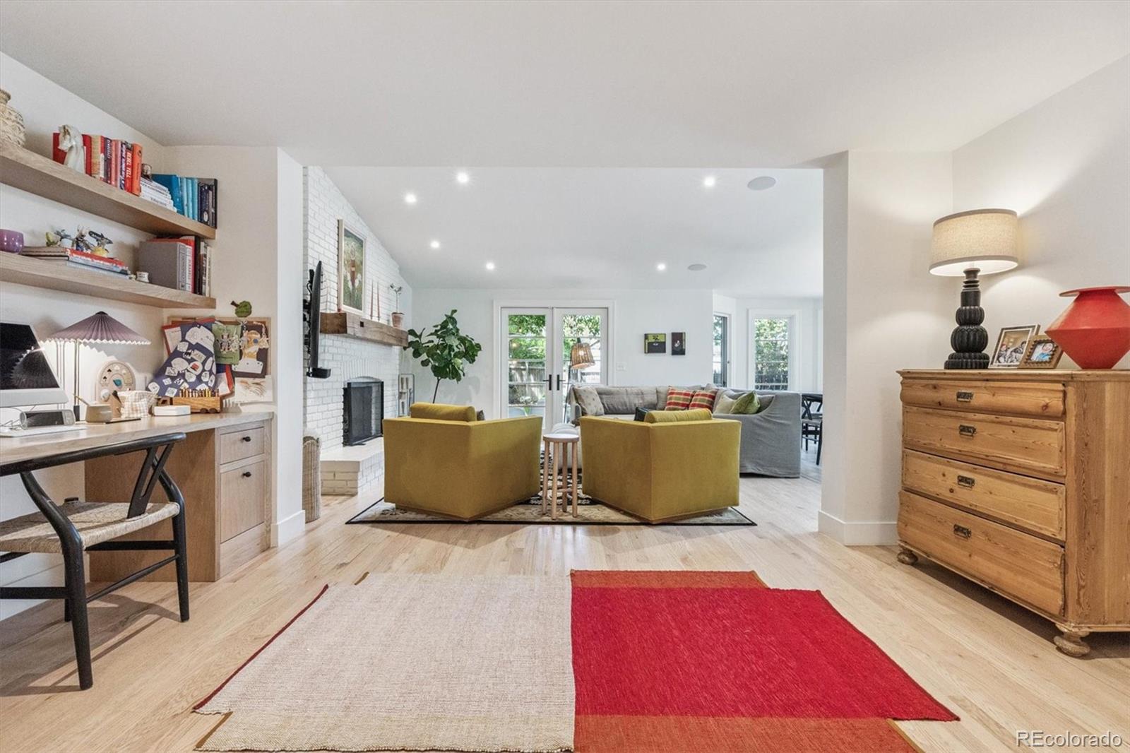 MLS Image #6 for 435  ivanhoe street,denver, Colorado