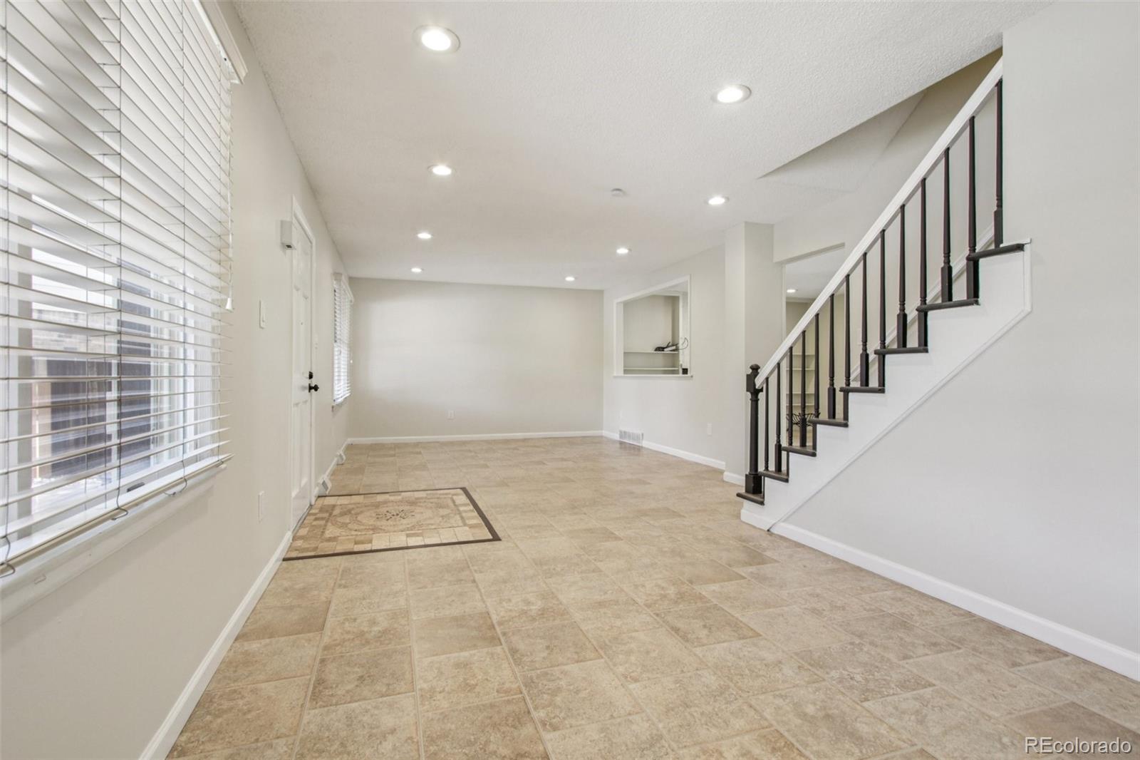 MLS Image #5 for 2518 s dawson way,aurora, Colorado