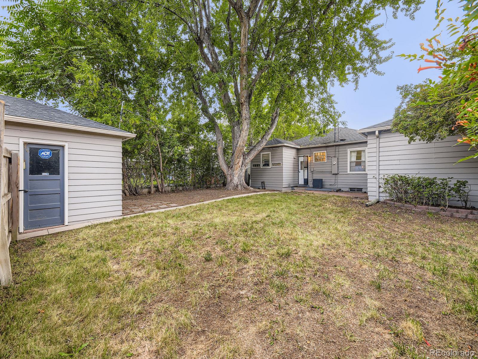 MLS Image #23 for 2554 s lafayette street,denver, Colorado