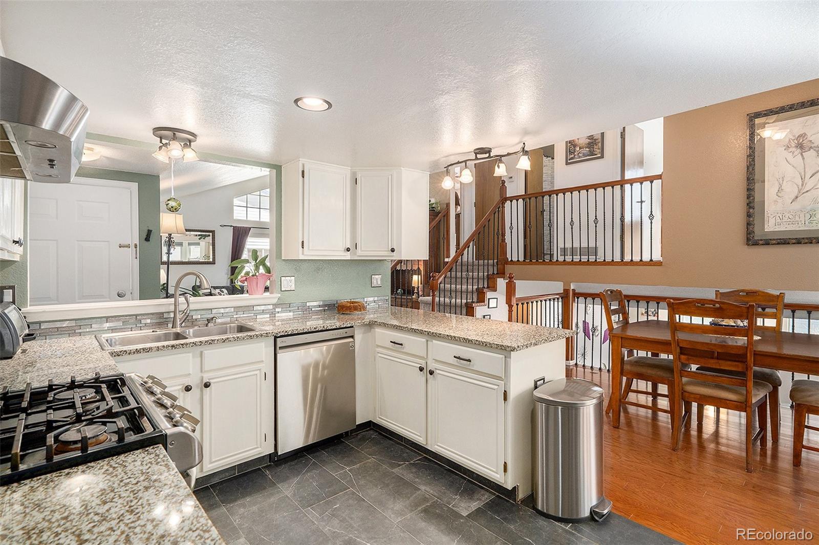 MLS Image #5 for 7582  jared way,littleton, Colorado
