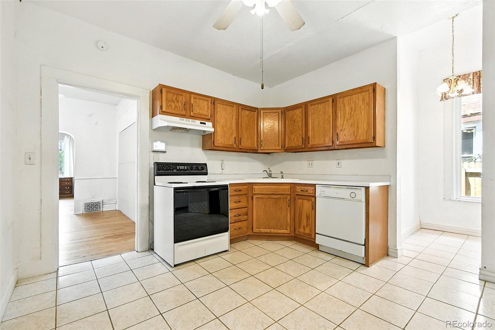 MLS Image #10 for 2346 n gilpin street,denver, Colorado
